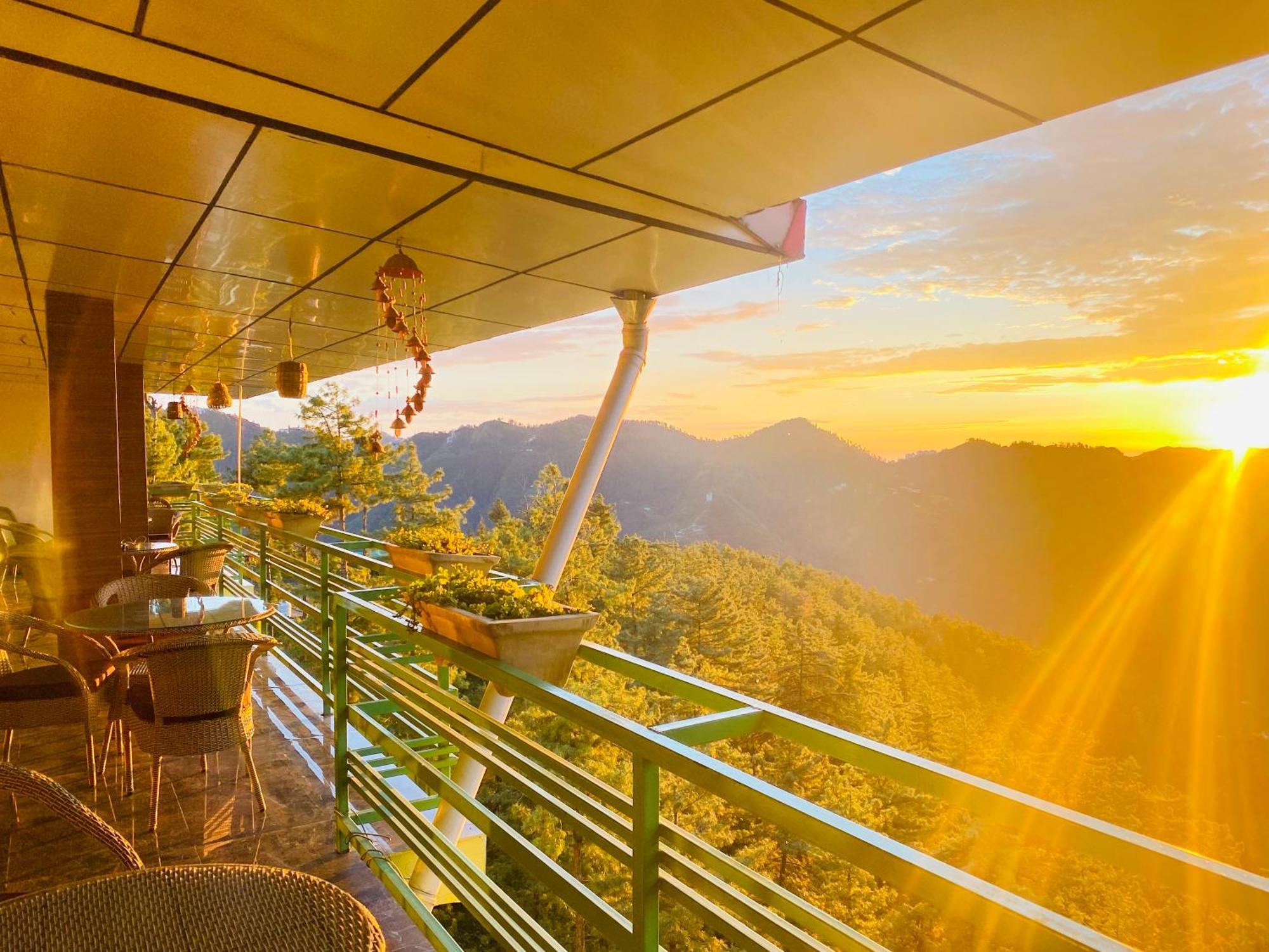 Mountain Nature Valley Resort Mashobra By Aachman - A Resort Away From City Hustle Shimla Exterior photo